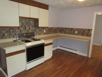 516 Jackson St, Methuen, MA 01844 - photo 5