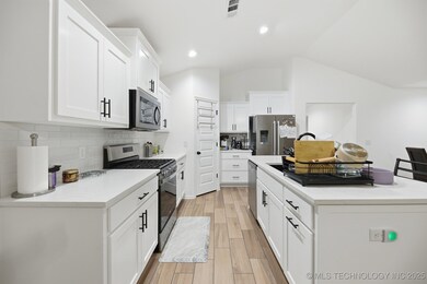 12022 E 106th Place N, Owasso, OK 74055 - photo 6