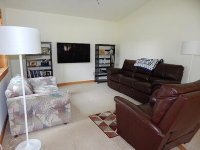 02 Living Room