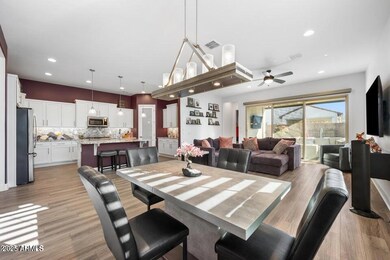 18427 W Clinton St, Surprise, AZ 85388 - photo 4