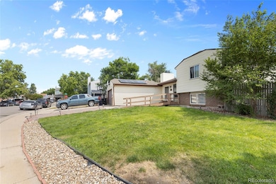 4584 Davenport Way, Denver, CO 80239 - photo 3