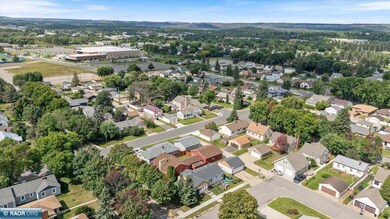 802 6th St S, Virginia, MN 55792 - photo 3