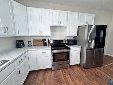 1112 12th St, Onawa, IA 51040 - photo 5