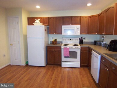 181 Scarboro Dr, Bunker Hill, WV 25413 - photo 5