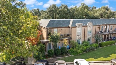 4100 Ridglea Country Club Dr unit 1401, Benbrook, TX 76126 - photo 3