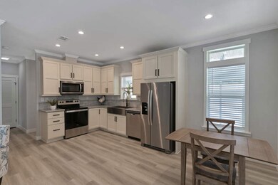 674 Mulberry Ln unit H09, Deland, FL 32724 - photo 4