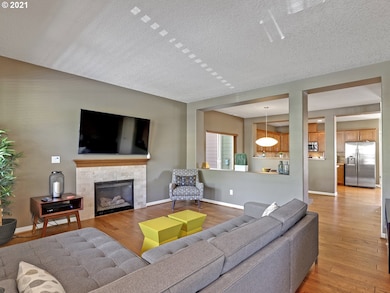 337 NE 105th Ave, Hillsboro, OR 97006 - photo 4