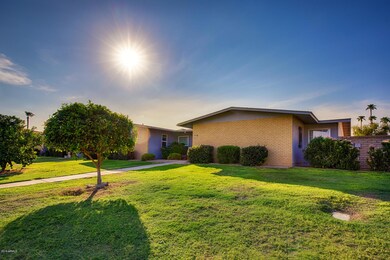 17276 N Del Webb Blvd unit 38B, Sun City, AZ 85373 - photo 2