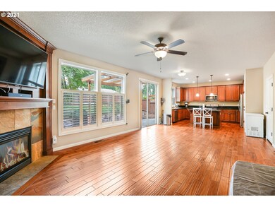 Living Room/Dining Room