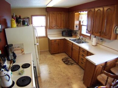 1835 S Park St, Red Wing, MN 55066 - photo 2