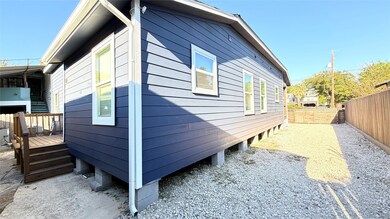 2115 Fulton St unit B, Houston, TX 77009 - photo 3