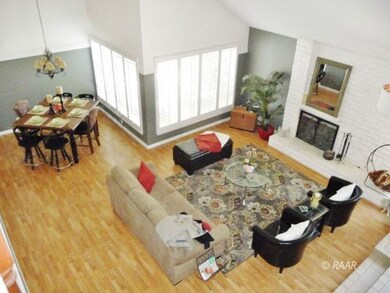 Living room & dining room