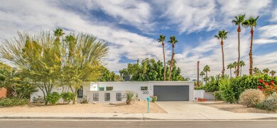 300 N Orchid Tree Palm Springs-large-001