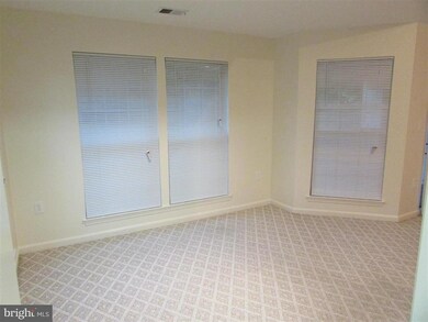 5033 Triplett Rd unit ., Owings Mills, MD 21117 - photo 6