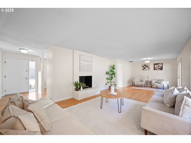 19250 SW Maree Ct, Lake Oswego, OR 97035 - photo 6