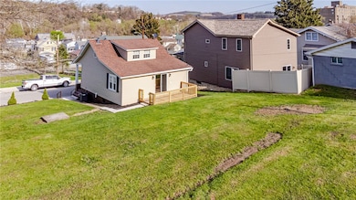 306 N 2nd St, West Newton, PA 15089 - photo 5