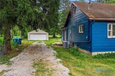 9155 Maumee Western Rd, Monclova, OH 43542 - photo 2