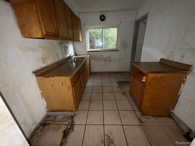 16636 Ardmore St, Detroit, MI 48235 - photo 6
