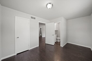 515 S Durant St, Alvin, TX 77511 - photo 3