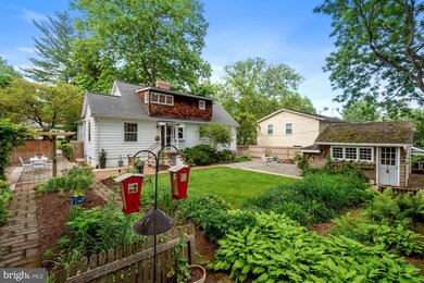 3212 Mccomas Ave, Kensington, MD 20895 - photo 2