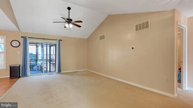 26100 Sycamore Dr, Mechanicsville, MD 20659 - photo 4