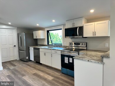 4115 E Swamp Rd, Doylestown, PA 18902 - photo 4