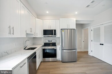 2236 40th St NW unit FIVE, Washington, DC 20007 - photo 5