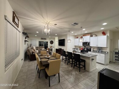 781 E Catwalk Place, Sahuarita, AZ 85629 - photo 5