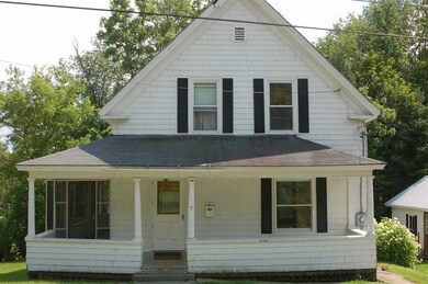 17 Richardson St, Lancaster, NH 03584 - photo 2