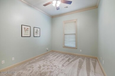 107 Laguna-3