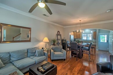 4136 Walker Rd, Charlotte, NC 28211 - photo 2