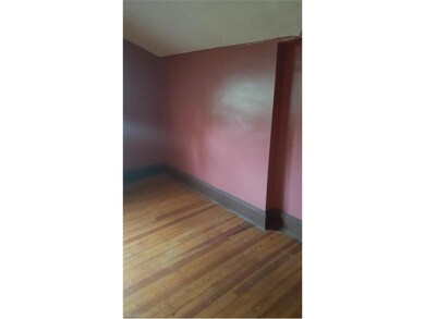 18703 Libby Rd, Maple Heights, OH 44137 - photo 4