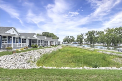 10850 E Bayshore Rd unit Canal 13, Lakeside Marblehead, OH 43440 - photo 6