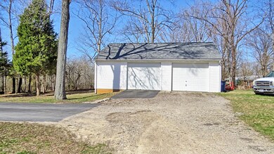 8535 Burlingame Rd, Louisville, KY 40219 - photo 7