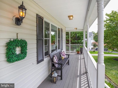 902 Colton Ct, Prince Frederick, MD 20678 - photo 4