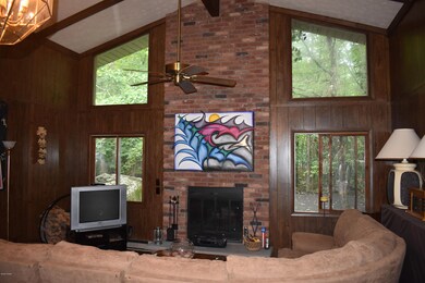 236 Basswood Dr, Hawley, PA 18428 - photo 4