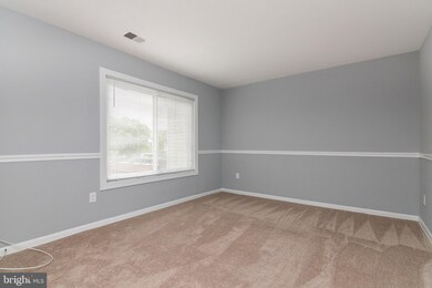 11421 Laurelwalk Dr, Laurel, MD 20708 - photo 5