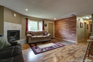 Living Room w/Custom Accent Wall