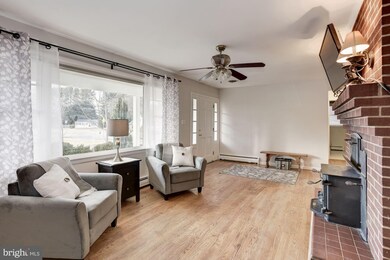 5891 Oakland Rd, Sykesville, MD 21784 - photo 2