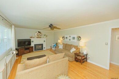 3 Fordham Ct, Albany, NY 12209 - photo 3
