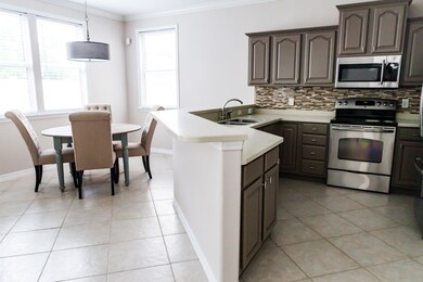 Kitchen/Dining