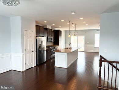 9075 Alexander Way, Manassas Park, VA 20111 - photo 6