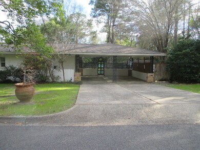 Side View/Carport
