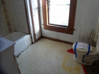 900 Miller Ave, Columbus, OH 43206 - photo 6