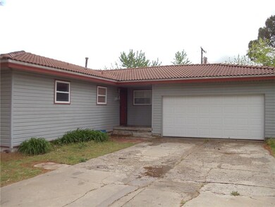 1205 E Monroe Dr, Shawnee, OK 74804 - photo 2