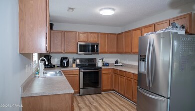 1007benniect1-8