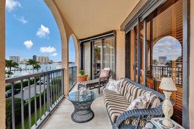 200 Bradley Pl Apt 301 Palm-large-011-00