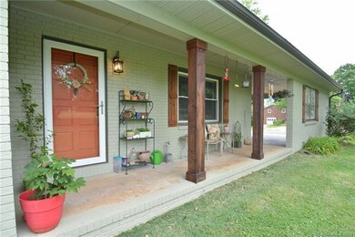 152 Tilley Ln, Statesville, NC 28625 - photo 2