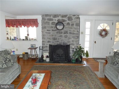 1193 Temple Rd, Pottstown, PA 19465 - photo 2