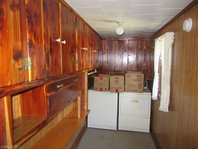 814 Paca St, Pulaski, VA 24301 - photo 3